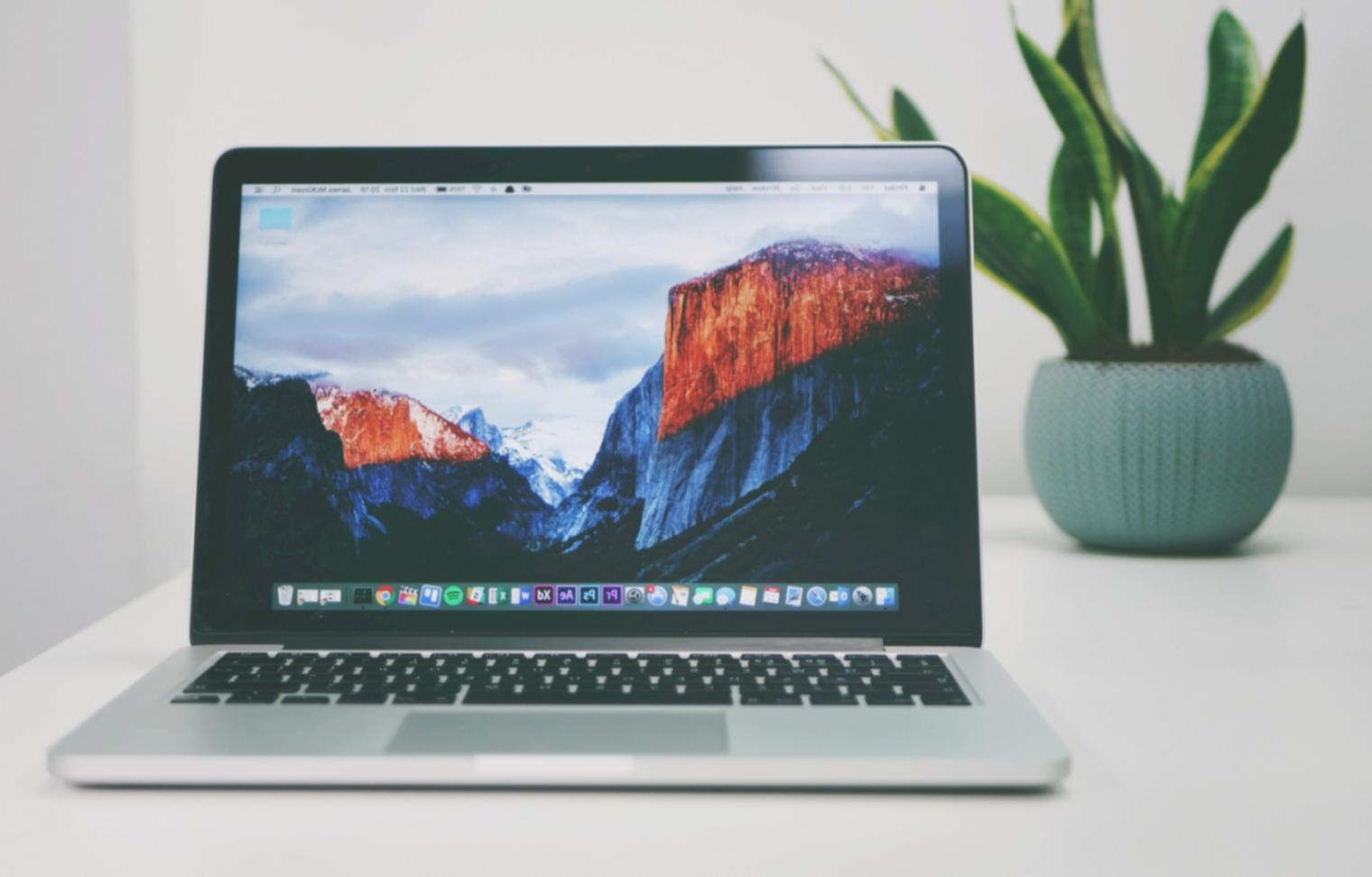 Finanzberatung Team bei der Arbeit